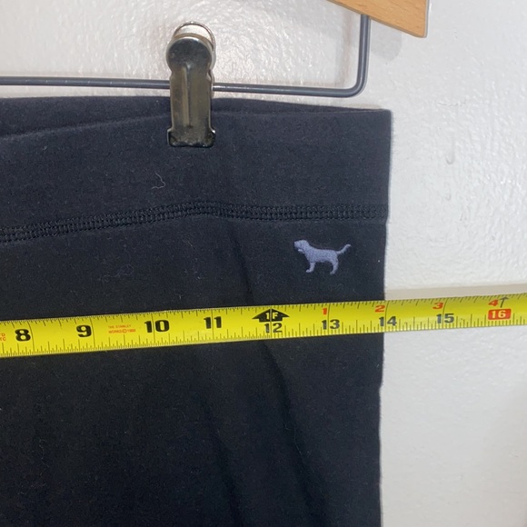 🌙Cute staple piece Black PINK Leggings! - Picture 6 of 7